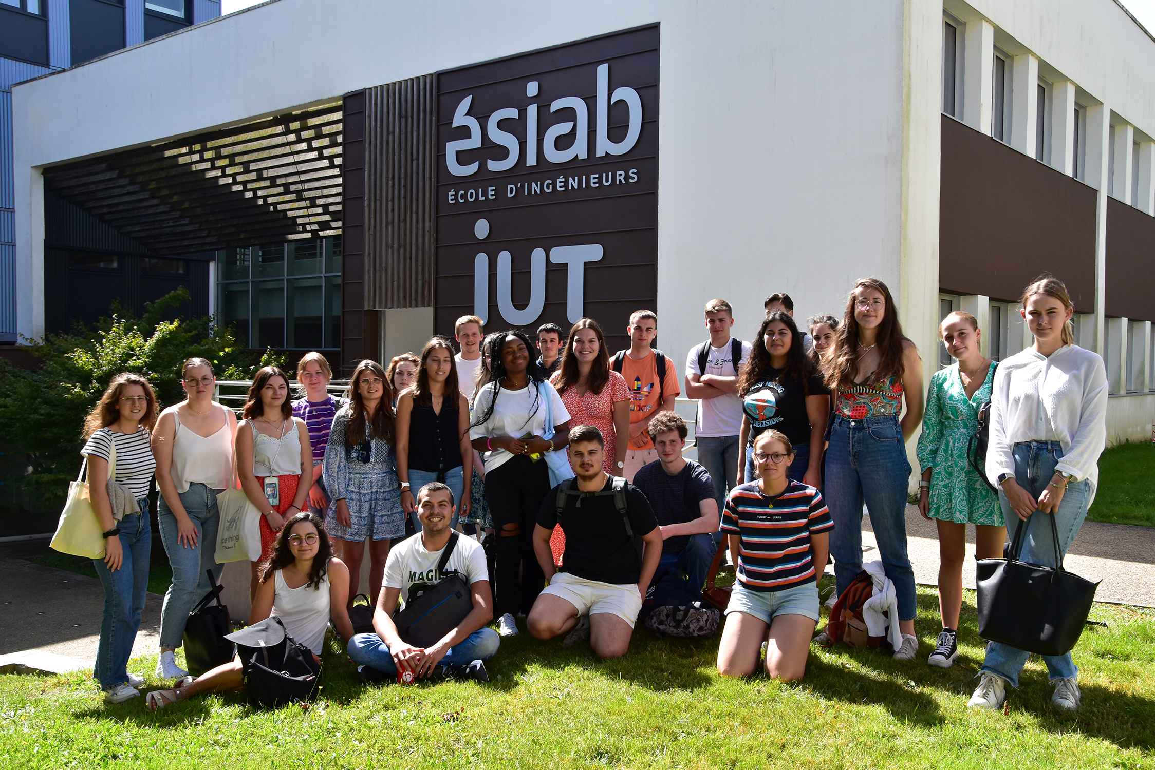 Photo rentrée 2023 ESIAB | IFRIA OUEST